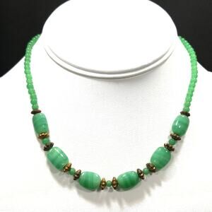 Vintage Green Glass 1930s Beaded Choker Necklace